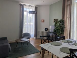 PXL_20250905_123138015 (2)